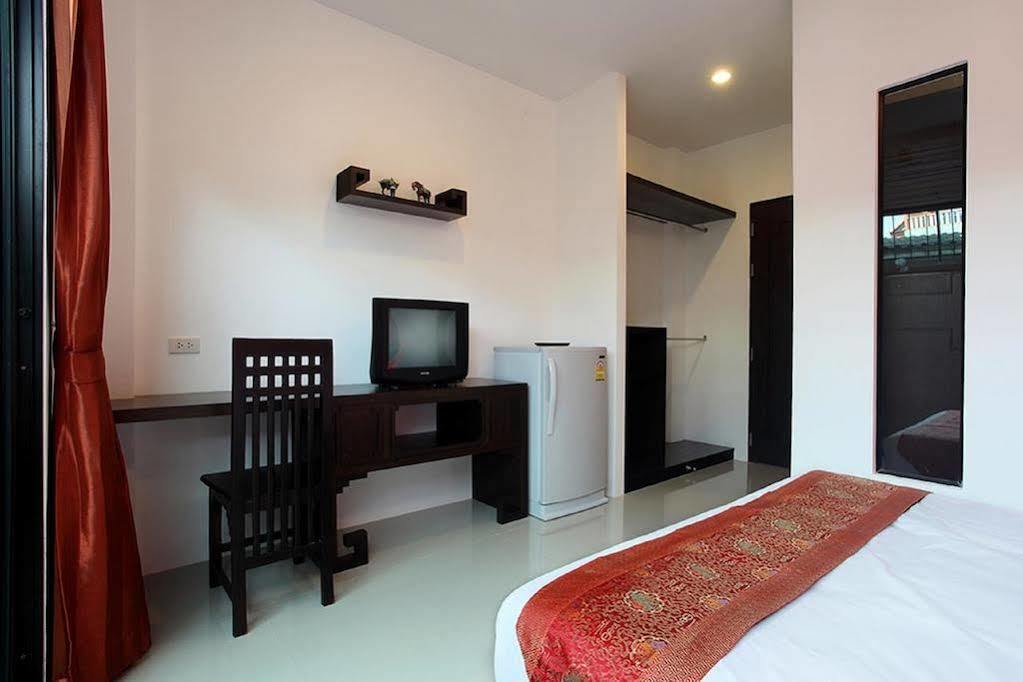 Karon Sino House Otel Dış mekan fotoğraf